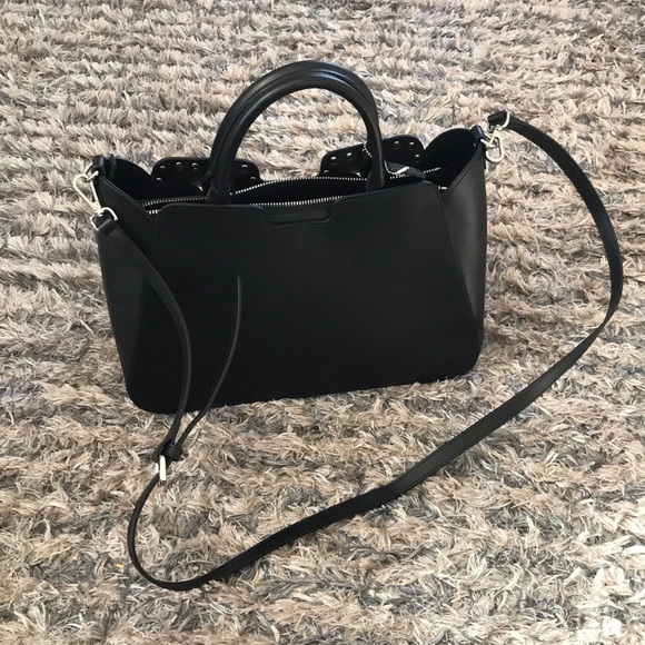 Cromia Leather Bag with adorable embellishment - Picture 4 of 8